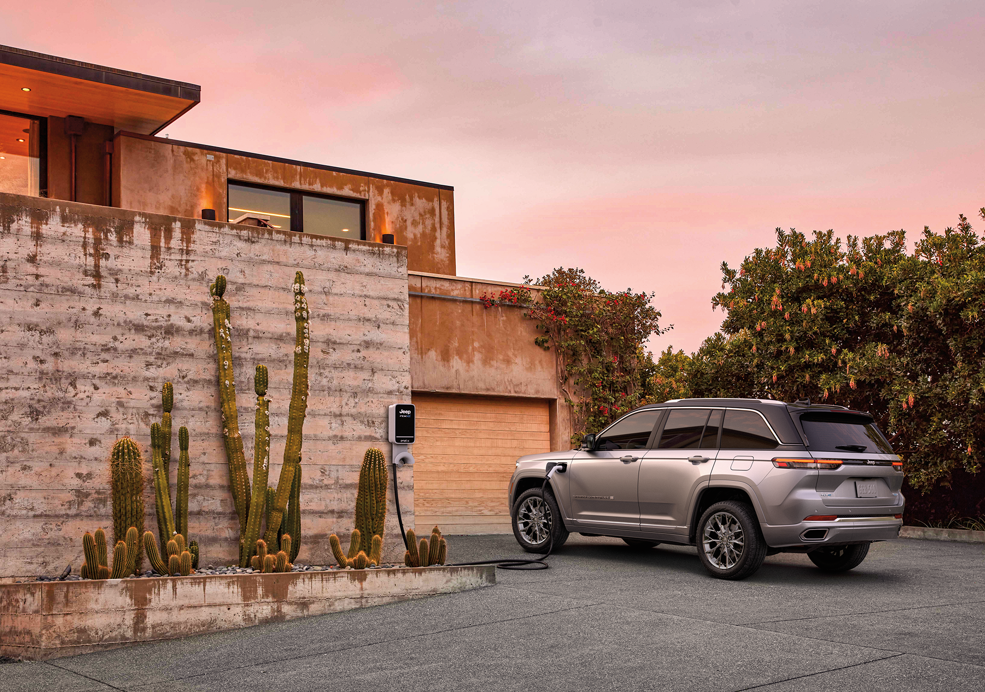 Grand Cherokee Charging